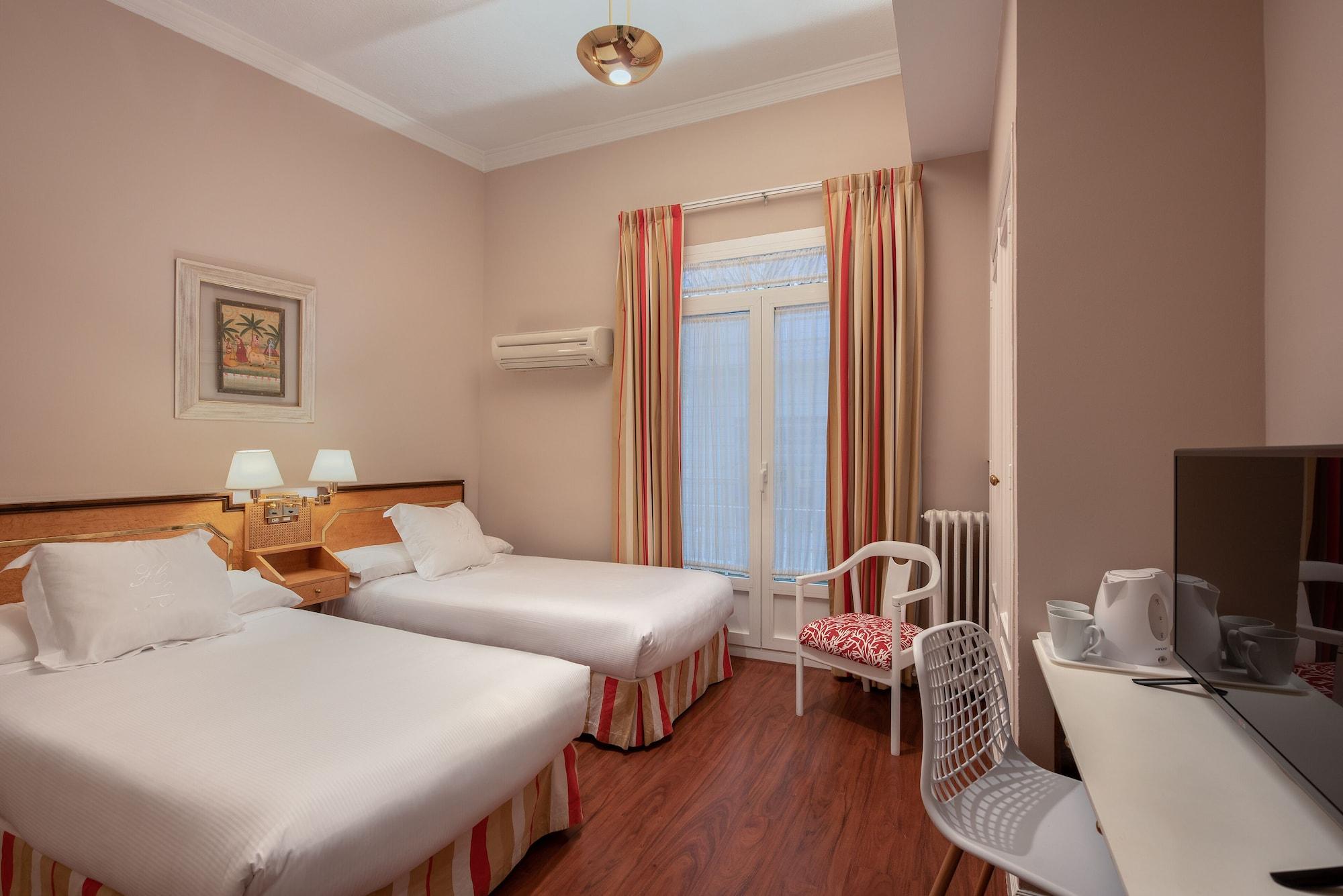 อนากาปรี Hotel กรานาดา ภายนอก รูปภาพ