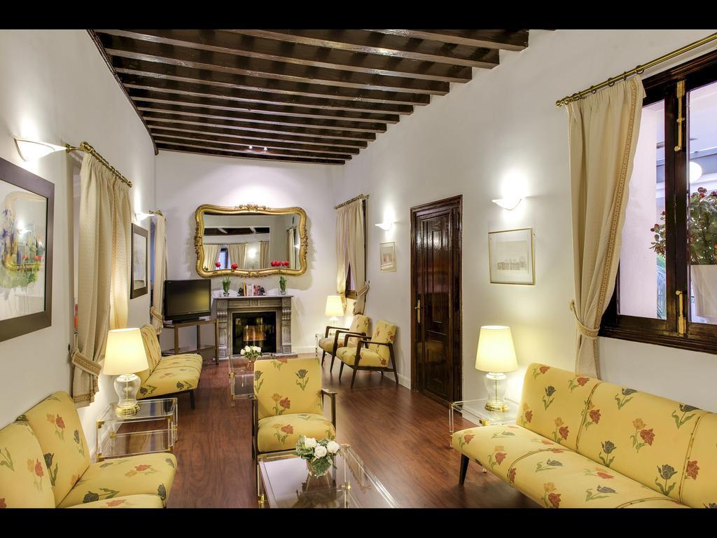 อนากาปรี Hotel กรานาดา ภายนอก รูปภาพ