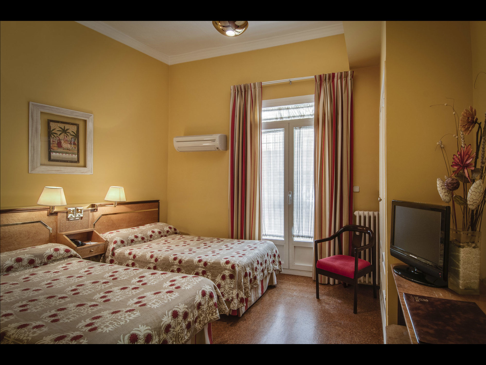 อนากาปรี Hotel กรานาดา ภายนอก รูปภาพ